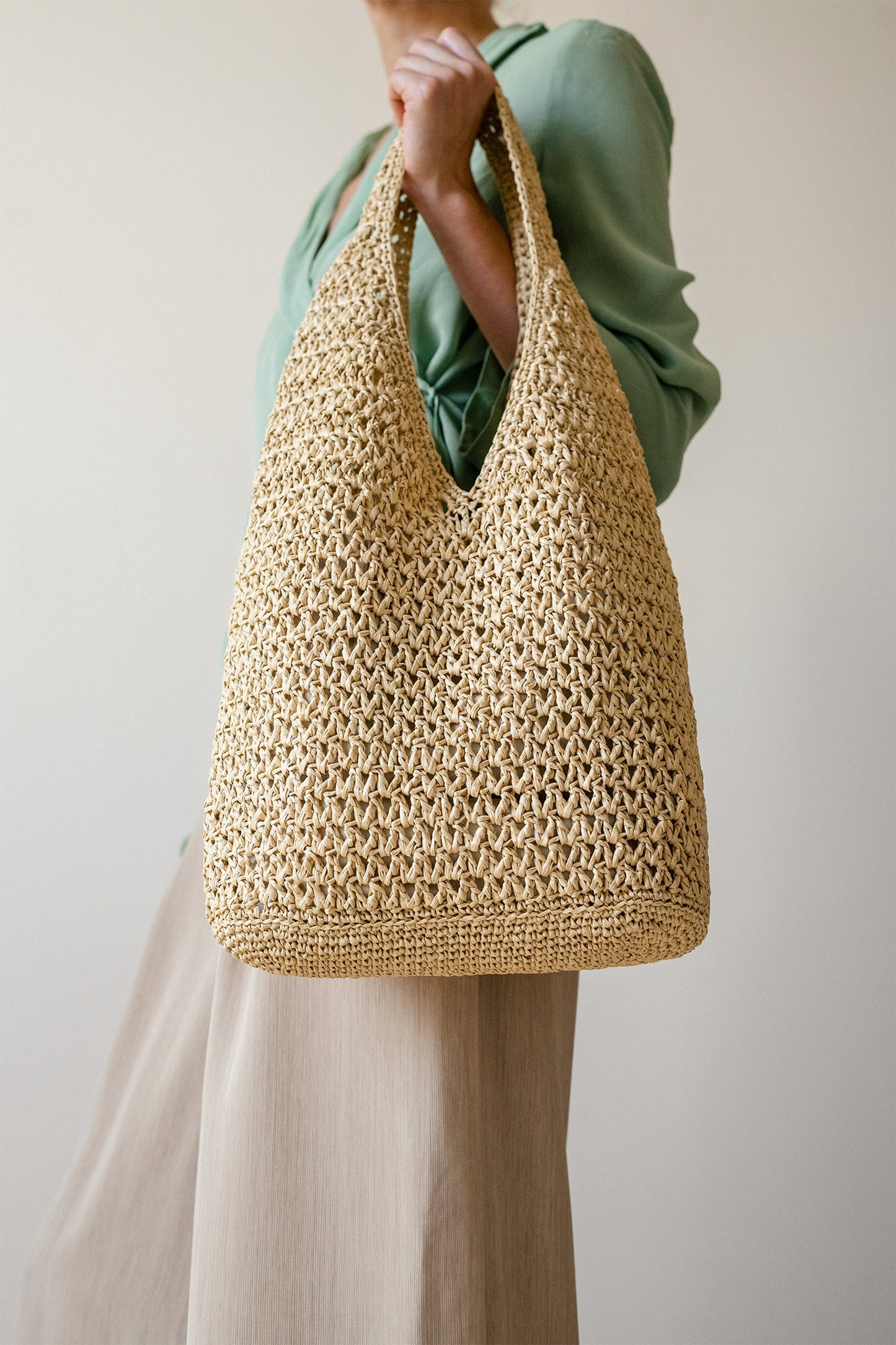 Crochet Raffia Tote in Natural, Summer Tote Bag, Straw Mesh Bag, Lightweight Tote, Crochet Shoulder Bag, One Handle Bag ¡ª The Daphne Tote