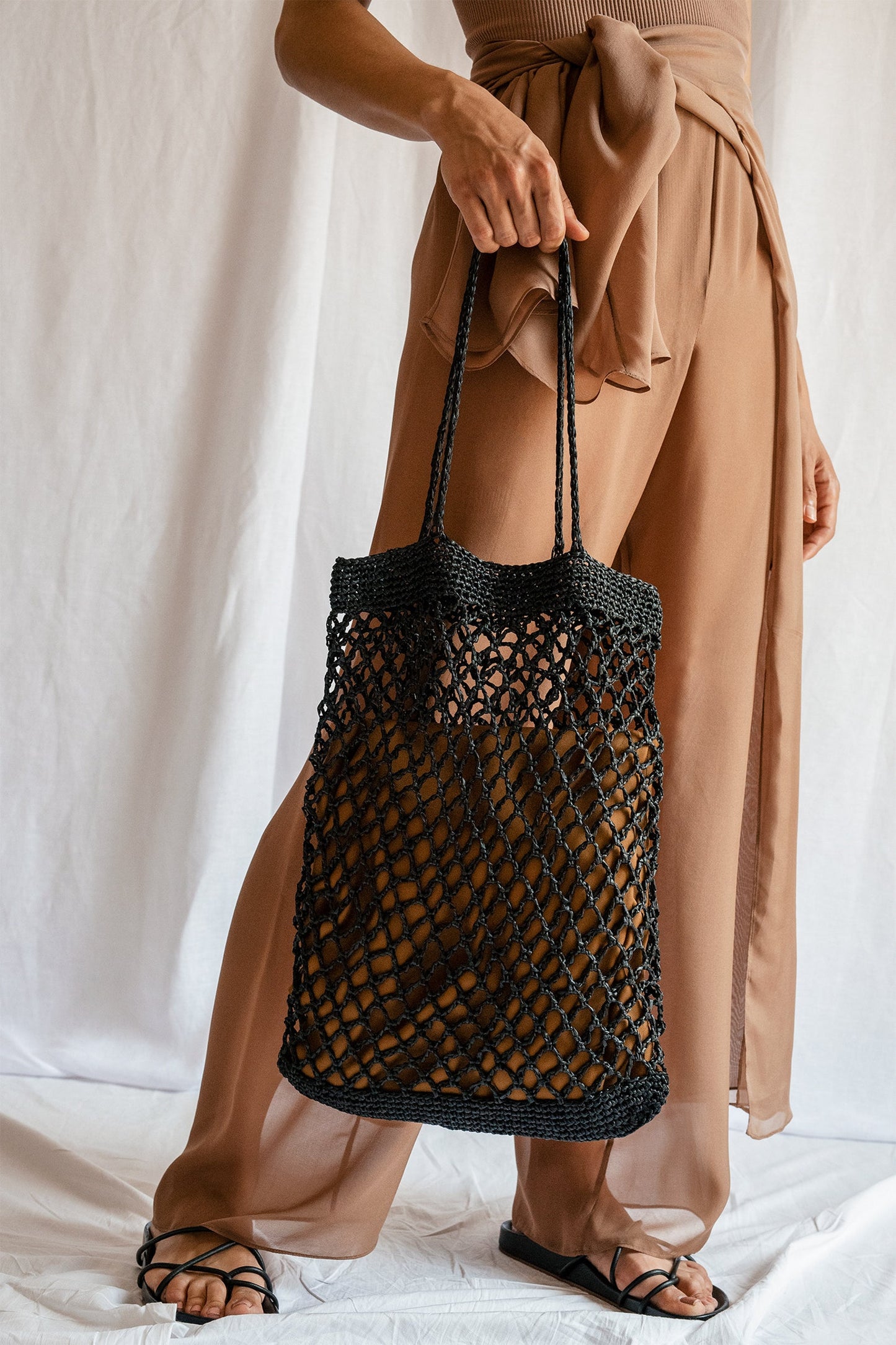 Raffia Net Bag in Pecan, Crochet Raffia Tote, Summer Tote Bag, Straw Mesh Bag, Brown Handcrafted Tote, Net Shoulder Bag ¡ª The Raffia Net Bag