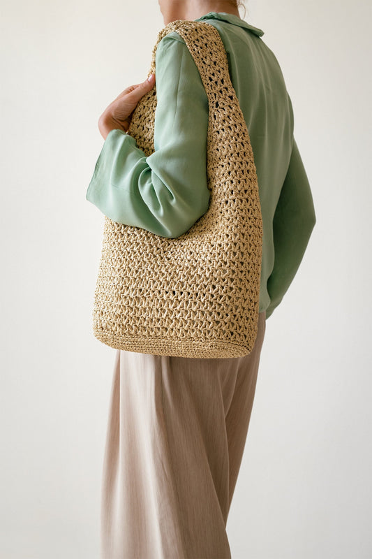 Crochet Raffia Tote in Natural, Summer Tote Bag, Straw Mesh Bag, Lightweight Tote, Crochet Shoulder Bag, One Handle Bag ¡ª The Daphne Tote