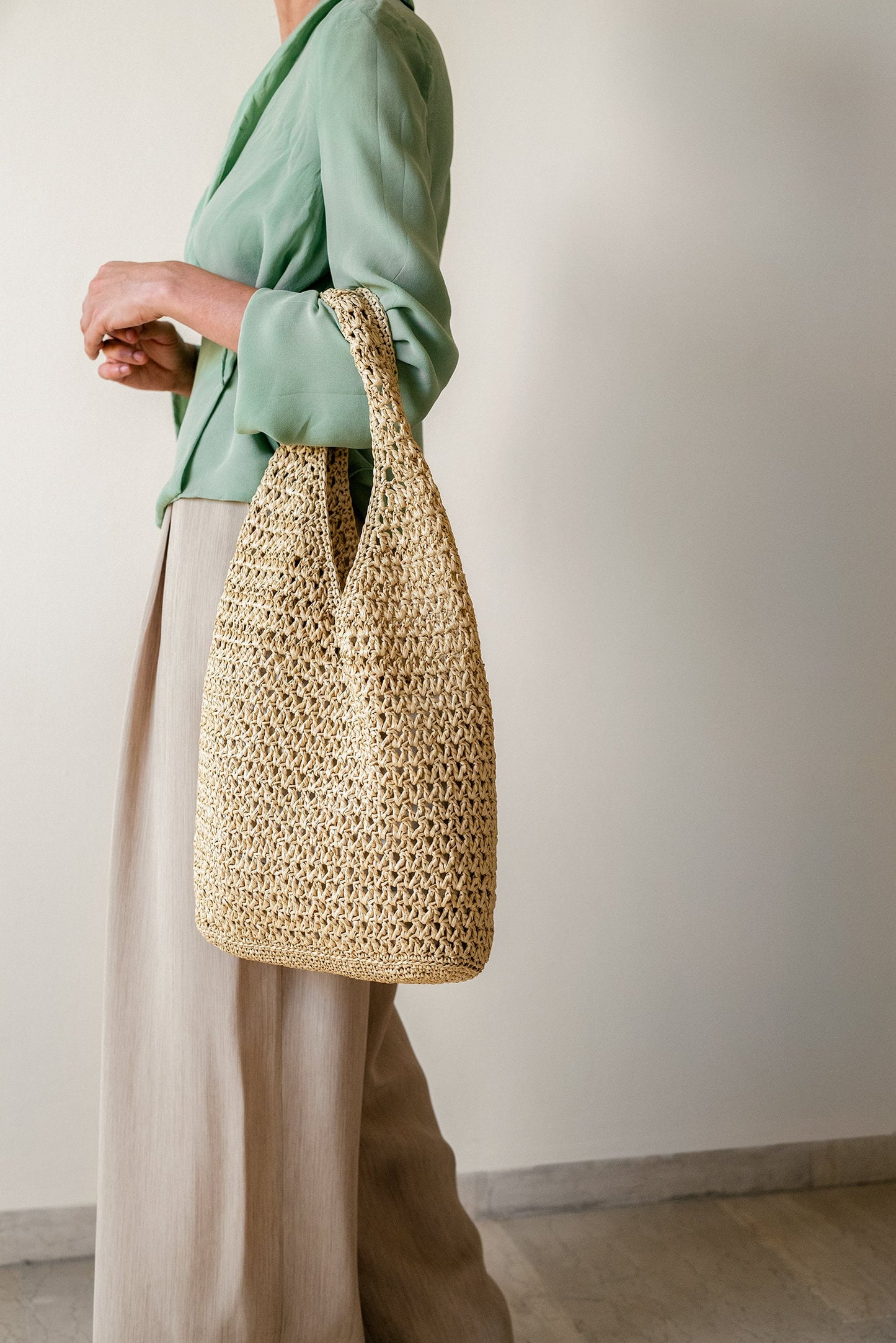 Crochet Raffia Tote in Natural, Summer Tote Bag, Straw Mesh Bag, Lightweight Tote, Crochet Shoulder Bag, One Handle Bag ¡ª The Daphne Tote