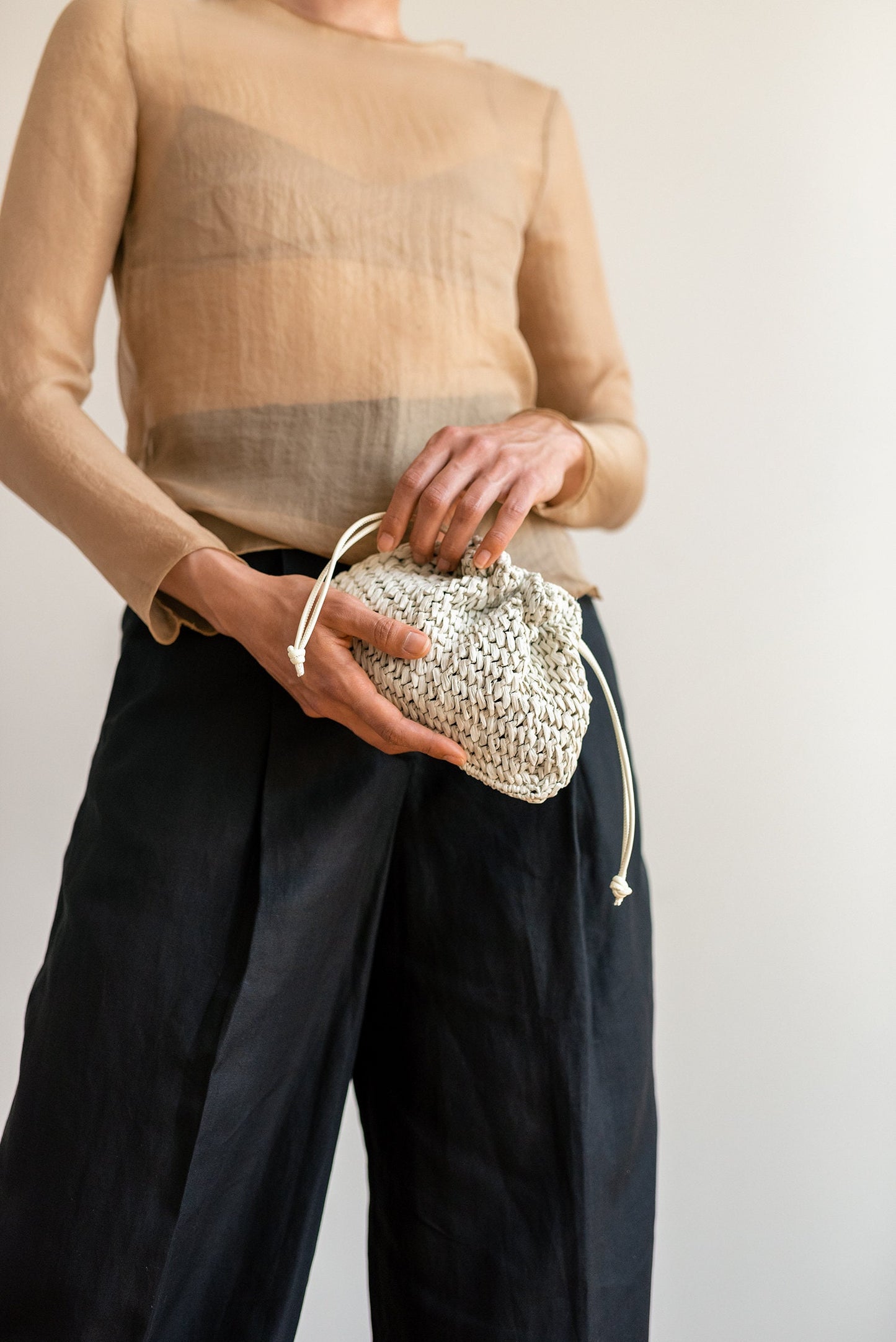 Raffia Pouch Bag, Crochet Raffia Handbag, Crossbody Raffia Bag, Summer Wrist Bag, Minimal Straw Bag, Brown Mini Bag ¡ª The Aster Raffia Pouch